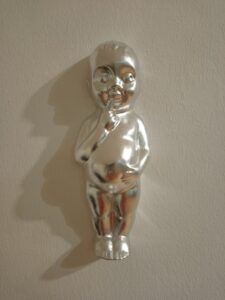 Martin von Ostrowski Genius Silber, 1990 Gips, mit Silber 15x7x6 cm Unikat