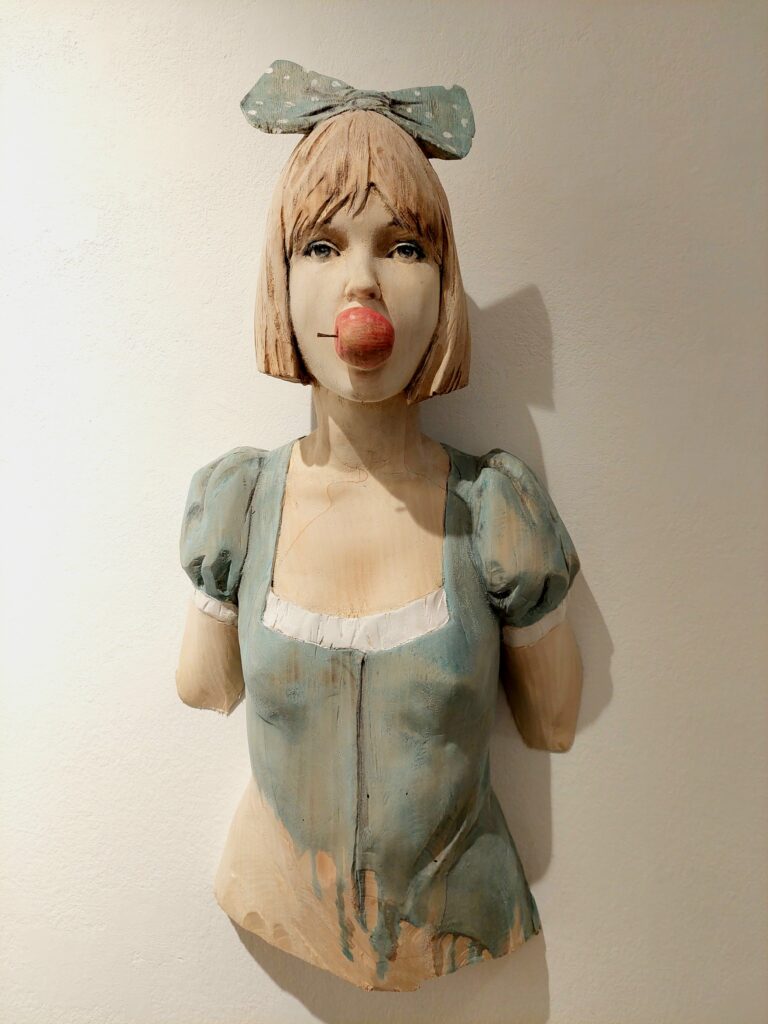 Leo Ferdinando Demetz Schneewittchen Lindenholz, Farbe