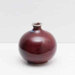 Daisuke Ogura Vase „Shinsya“ 2025 9,5 x 9 cm x 9 cm Glasierte Keramik