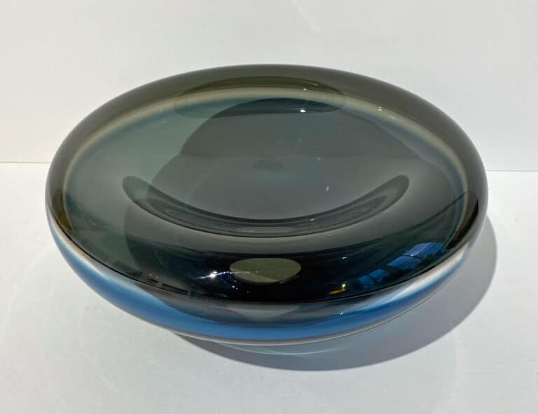 Cornelius Réer Dot blau Doppelwandiges Glasobjekt Ø ca. 24 cm