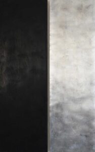 Ulla Ströhmann Schwarz Diptychon Enkaustik mit Blattmetall auf Holz 125 x 80 x 3 cm Unikat